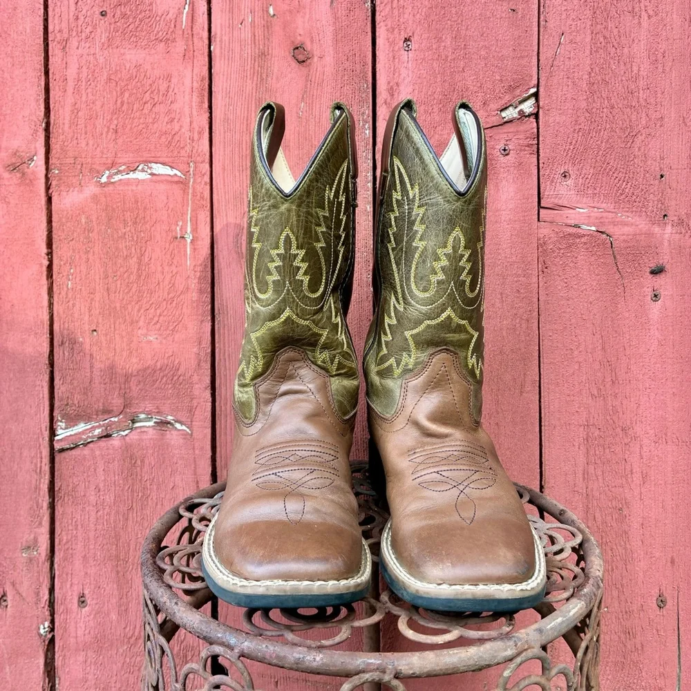 Old West Boots Boys Girls 1.5 D Brown Leather Square Toe Cowboy Western Boots